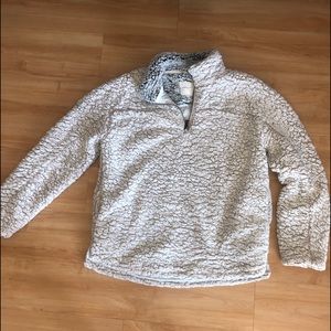 Thread and supply pullover